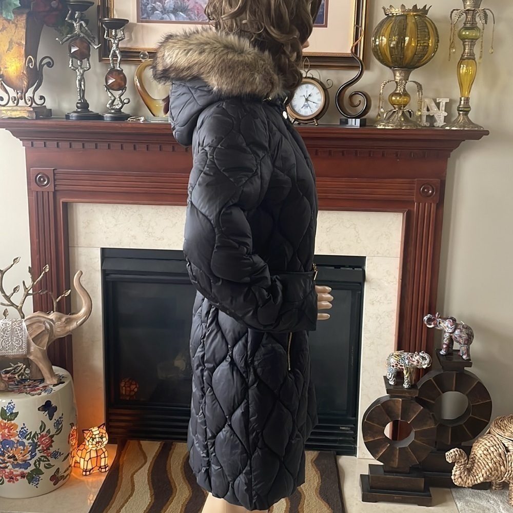 Brand New Michael Kors Black Down Alternative Zippered Faux Fur Hooded Belt Coat - Picture 13 of 16